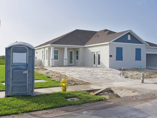 Porta potty delivery and setup in Ennis, TX