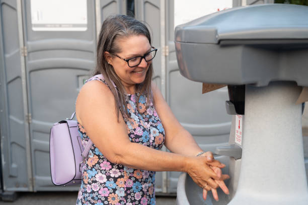 Best Portable toilet rental cost  in Ennis, TX